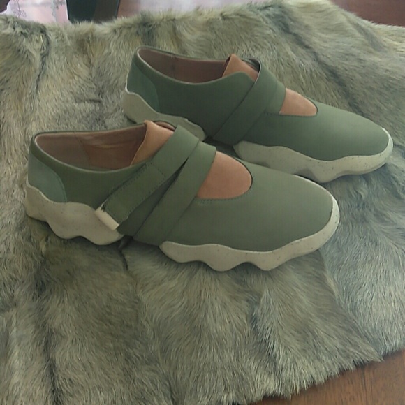camper dub womens